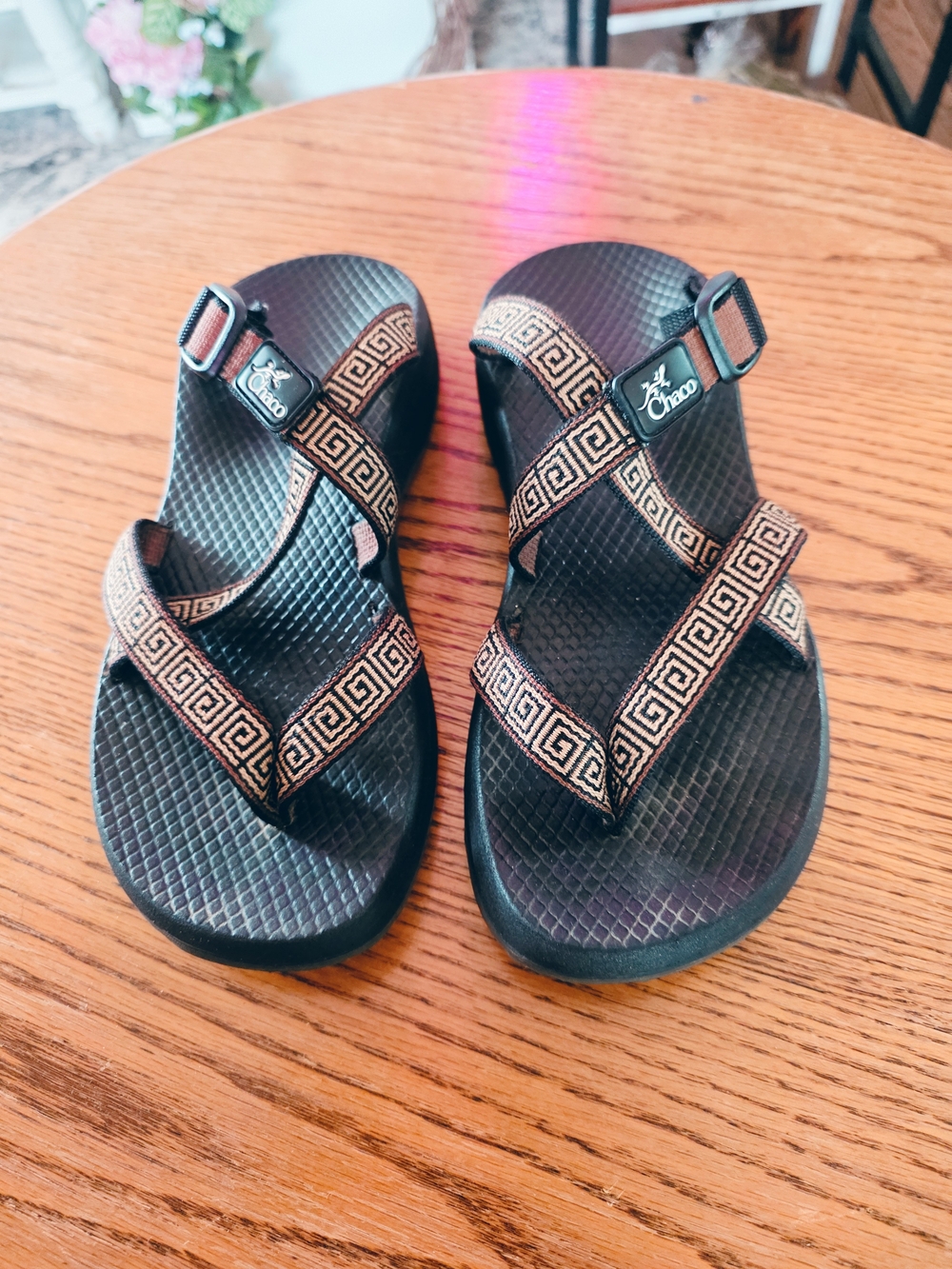 Chaco Z/1 Classic Sandals Women’s 9 Brown Black Geometric Hiking Sport